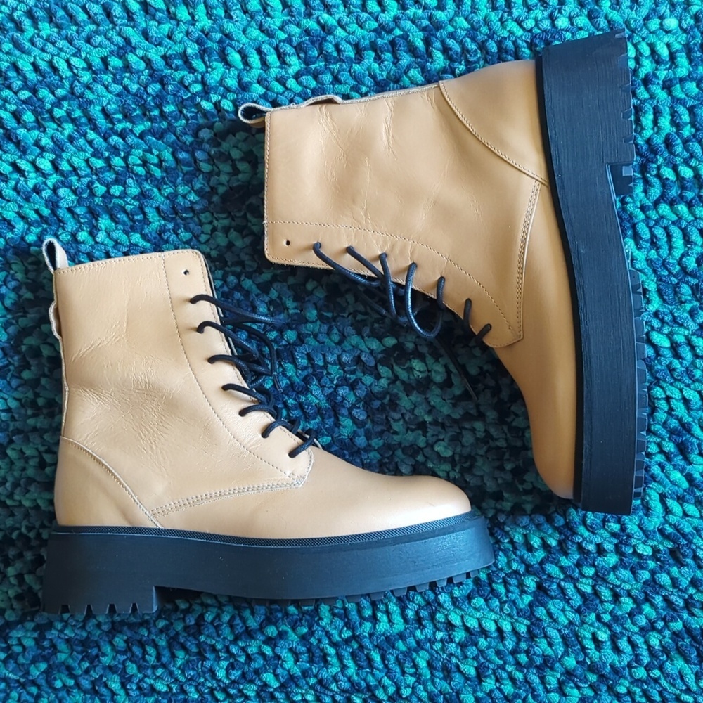 NWOT Who What Wear Boots 7.5